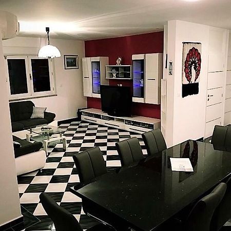Mundial Apartments Нивице Екстериор снимка